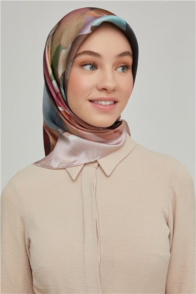 Armine Sura İpek Eşarp 21Ka8628 08