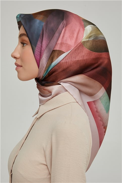 Armine Sura İpek Eşarp 21Ka8628 08