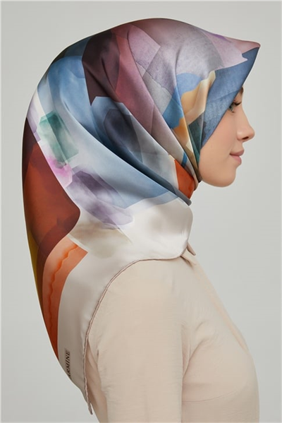 Armine Sura İpek Eşarp 21Ka8628 31