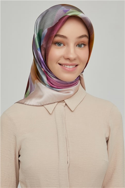 Armine Sura İpek Eşarp 21Ka8628 35