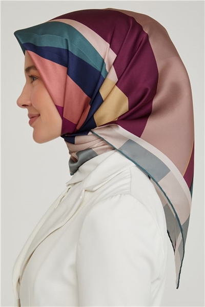 Armine Sura İpek Eşarp 21Ka8629 31