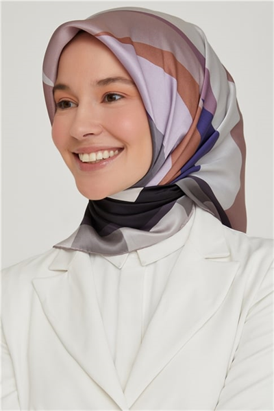 Armine Sura İpek Eşarp 21Ka8629 35