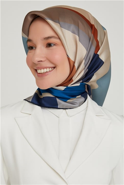 Armine Sura İpek Eşarp 21Ka8629 38