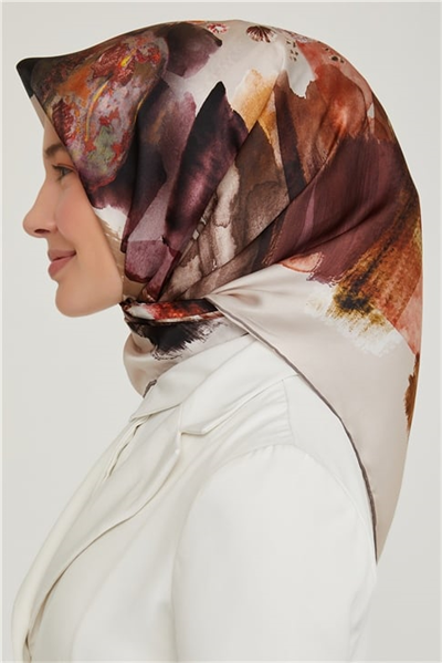 Armine Sura İpek Eşarp 21Ka8630 07