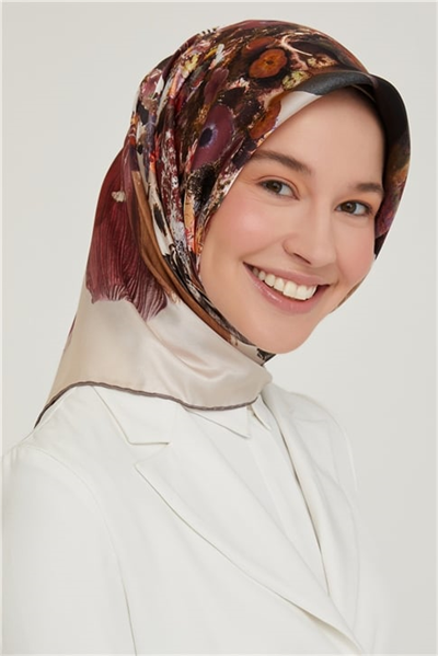 Armine Sura İpek Eşarp 21Ka8630 07