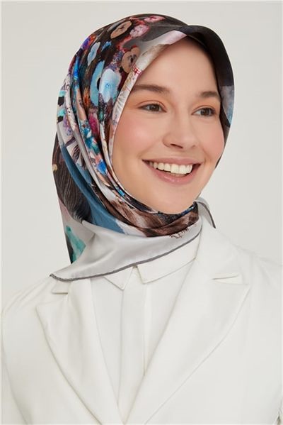 Armine Sura İpek Eşarp 21Ka8630 08