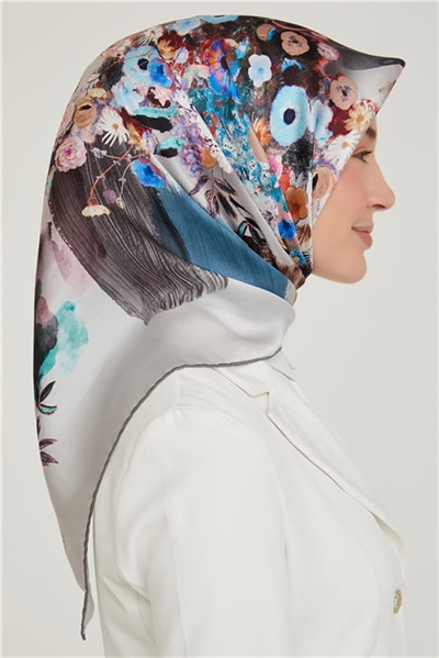 Armine Sura İpek Eşarp 21Ka8630 08