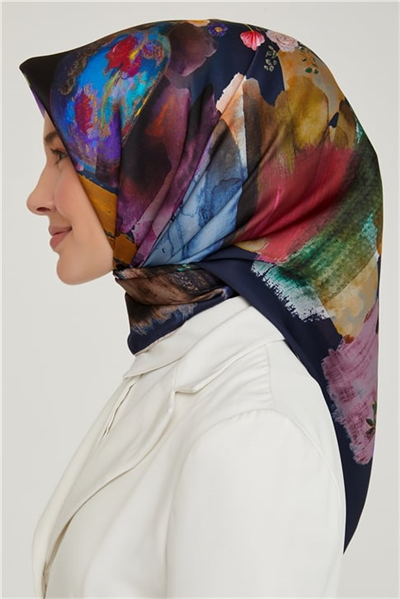 Armine Sura İpek Eşarp 21Ka8630 31