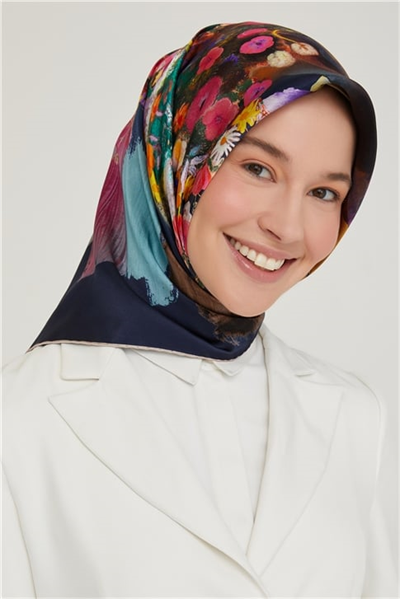 Armine Sura İpek Eşarp 21Ka8630 31