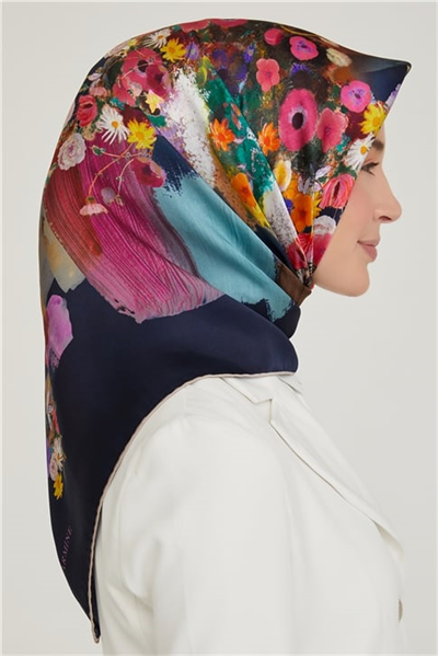 Armine Sura İpek Eşarp 21Ka8630 31