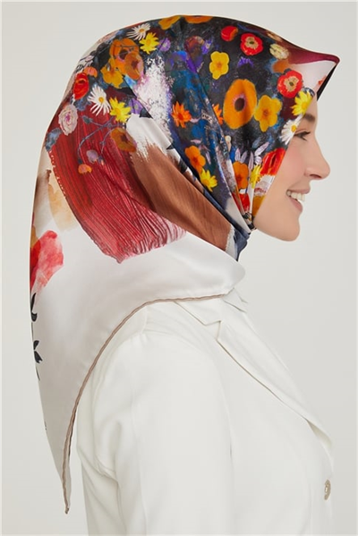Armine Sura İpek Eşarp 21Ka8630 33