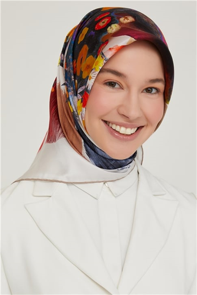 Armine Sura İpek Eşarp 21Ka8630 33