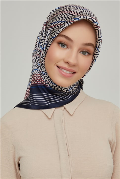 Armine Sura İpek Eşarp 21Ka8631 01
