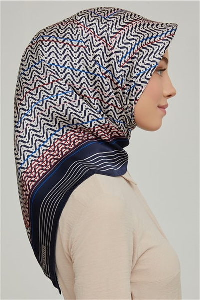Armine Sura İpek Eşarp 21Ka8631 01