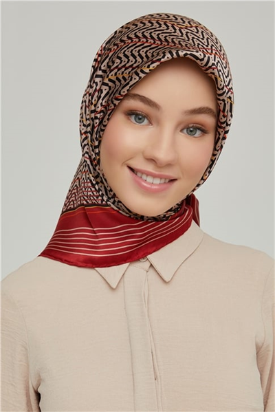 Armine Sura İpek Eşarp 21Ka8631 02