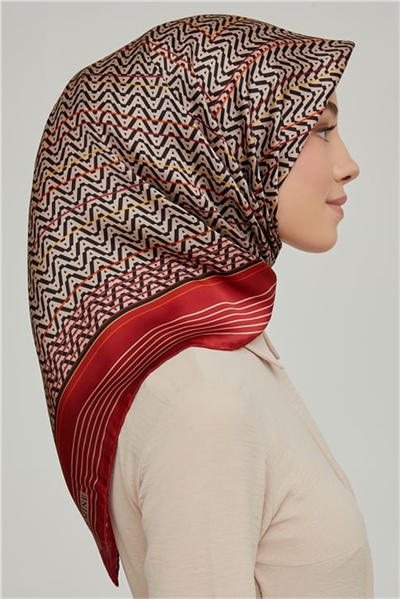 Armine Sura İpek Eşarp 21Ka8631 02
