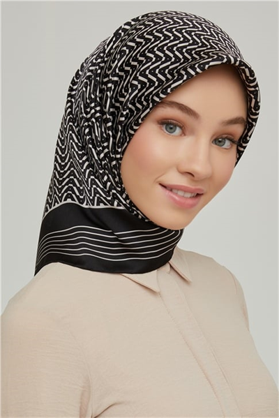 Armine Sura İpek Eşarp 21Ka8631 10
