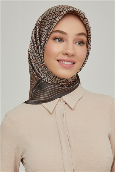 Armine Sura İpek Eşarp 21Ka8631 42