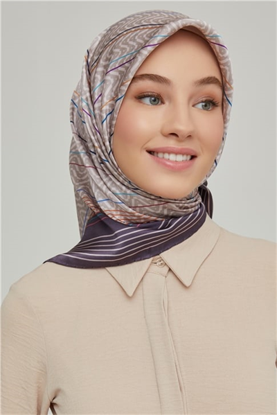 Armine Sura İpek Eşarp 21Ka8631 44
