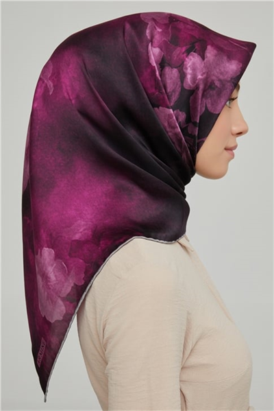 Armine Sura İpek Eşarp 21Ka8632 10