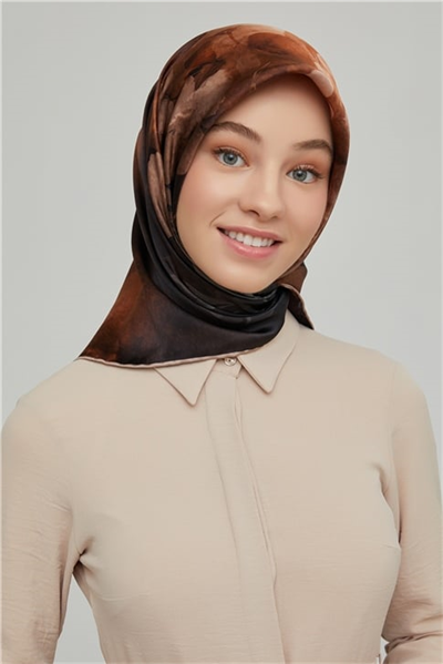 Armine Sura İpek Eşarp 21Ka8632 12