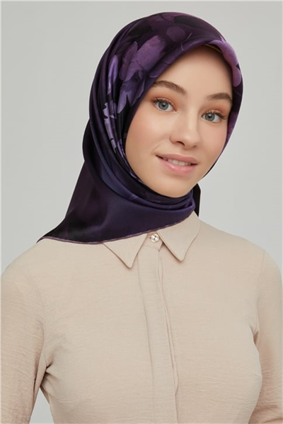 Armine Sura İpek Eşarp 21Ka8632 13