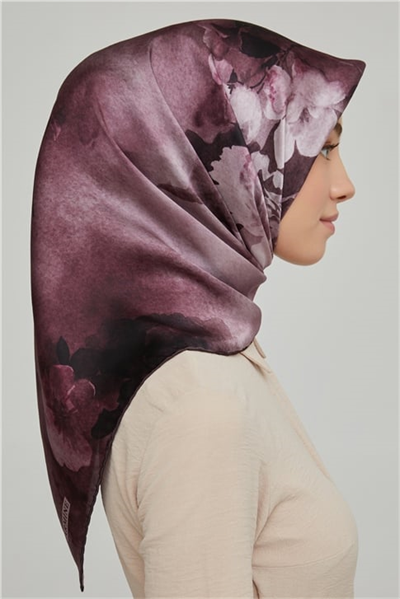 Armine Sura İpek Eşarp 21Ka8632 37