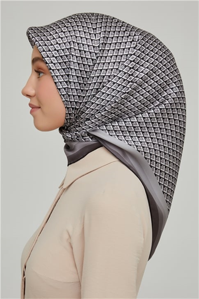 Armine Sura İpek Eşarp 21Ka8634 01