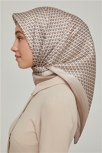 Armine Sura İpek Eşarp 21Ka8634 33