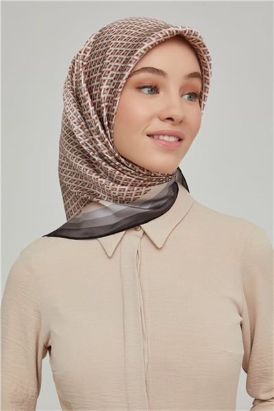 Armine Sura İpek Eşarp 21Ka8634 35
