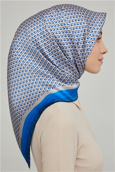Armine Sura İpek Eşarp 21Ka8634 40