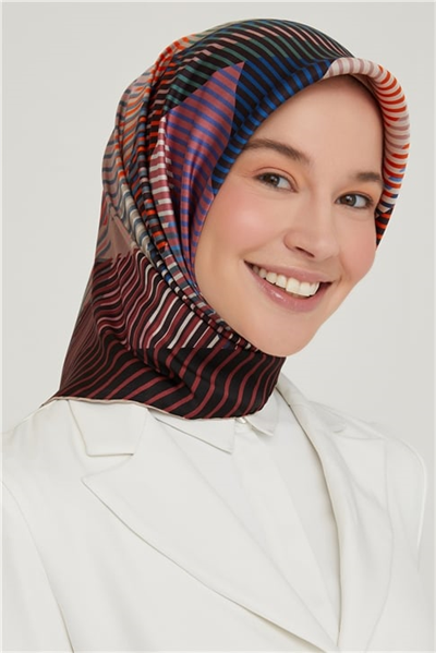 Armine Sura İpek Eşarp 21Ka8635 33