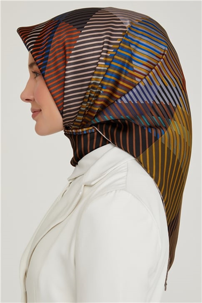 Armine Sura İpek Eşarp 21Ka8635 34