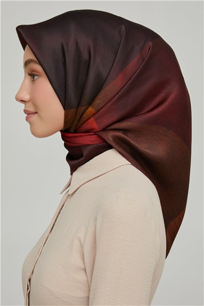 Armine Sura İpek Eşarp 21Ka8636 05