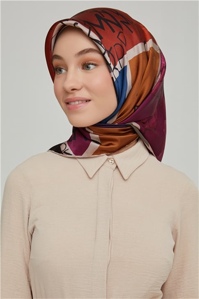 Armine Sura İpek Eşarp 21Ka8637 04