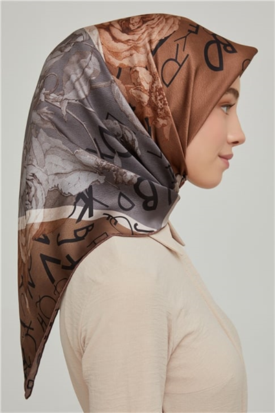 Armine Sura İpek Eşarp 21Ka8637 07