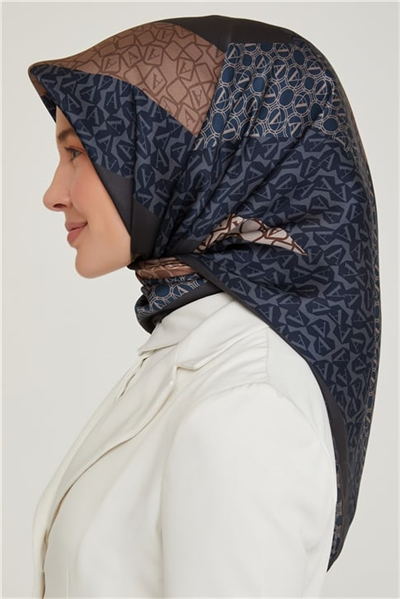 Armine Sura İpek Eşarp 21Ka8638 09