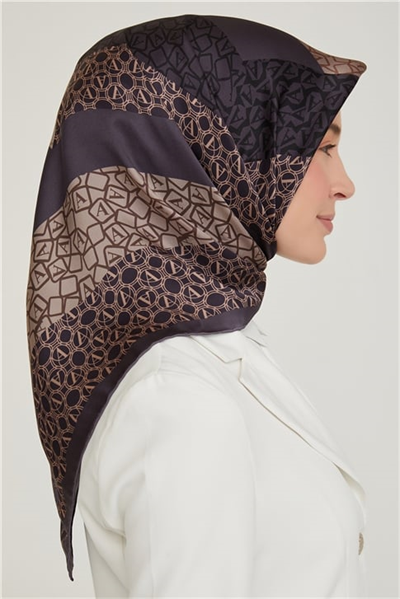 Armine Sura İpek Eşarp 21Ka8638 11