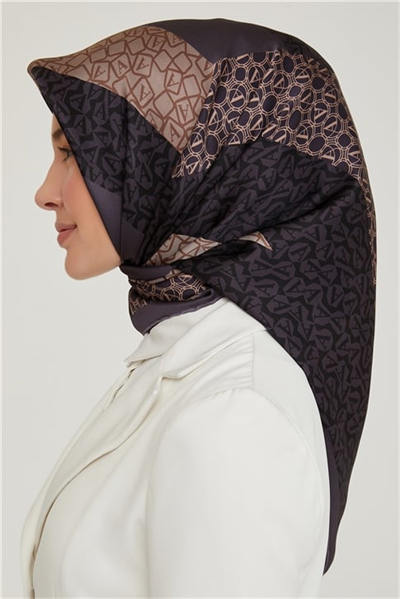 Armine Sura İpek Eşarp 21Ka8638 11