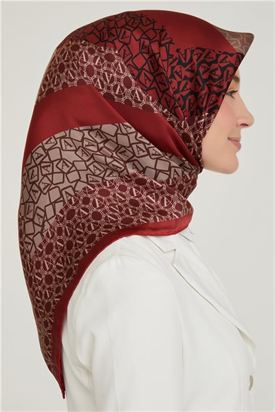 Armine Sura İpek Eşarp 21Ka8638 12