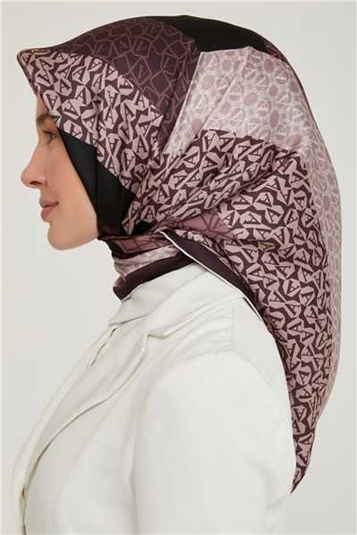 Armine Sura İpek Eşarp 21Ka8638 31
