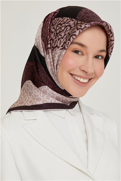 Armine Sura İpek Eşarp 21Ka8638 31