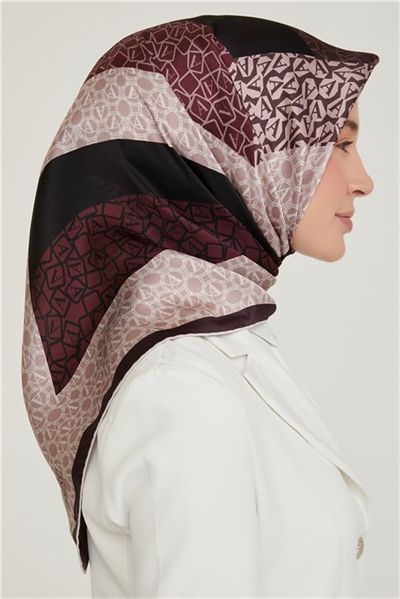 Armine Sura İpek Eşarp 21Ka8638 31