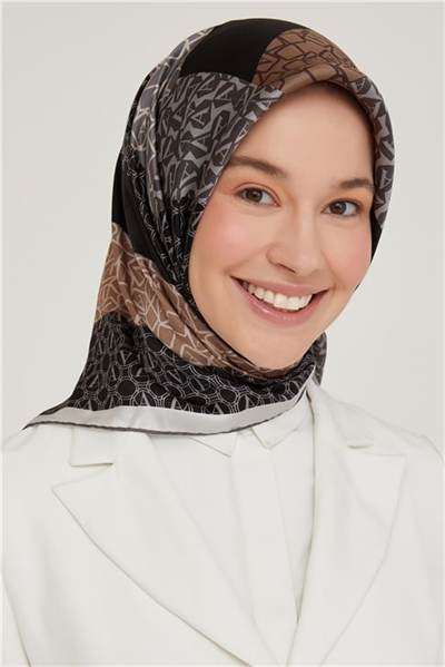 Armine Sura İpek Eşarp 21Ka8638 34