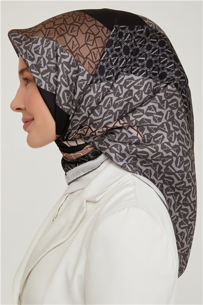 Armine Sura İpek Eşarp 21Ka8638 34