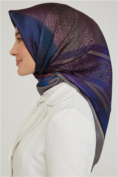 Armine Sura İpek Eşarp 21Ka8639 01