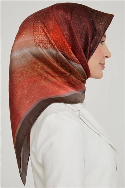 Armine Sura İpek Eşarp 21Ka8639 05