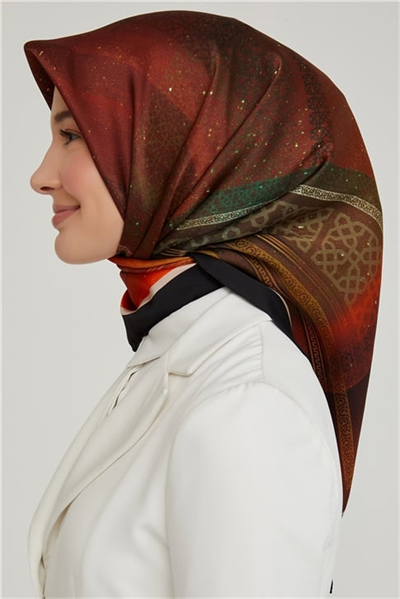 Armine Sura İpek Eşarp 21Ka8639 08
