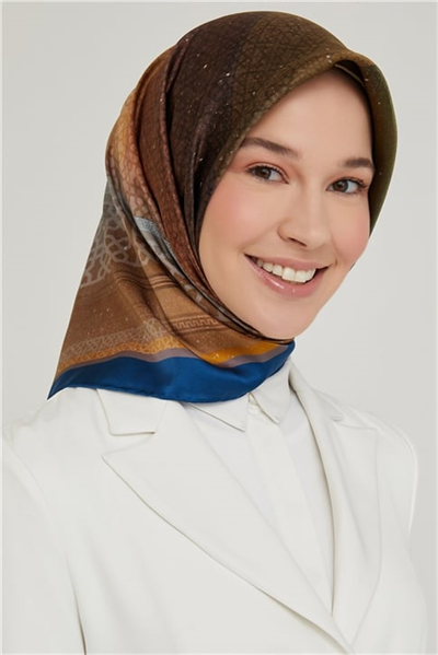 Armine Sura İpek Eşarp 21Ka8639 31
