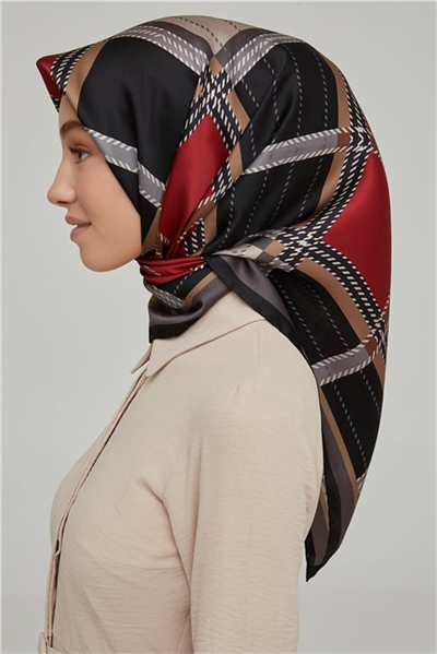 Armine Sura İpek Eşarp 21Ka8640 03